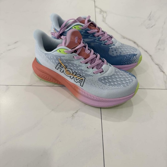 Hoka One One Shoes - Hoka One Mach 6 Women’s Running Shoes Size 6.5B, 7.5B